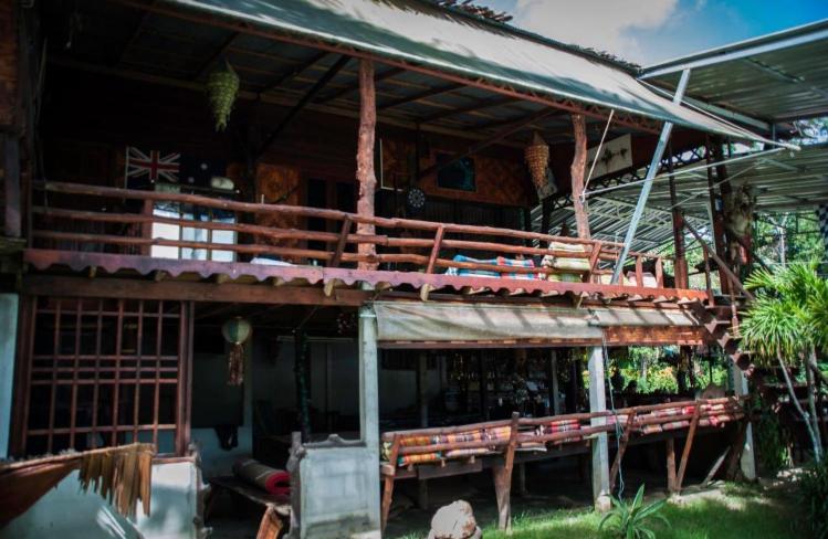 The Lazy Bar And Guesthouse 甲米 外观 照片